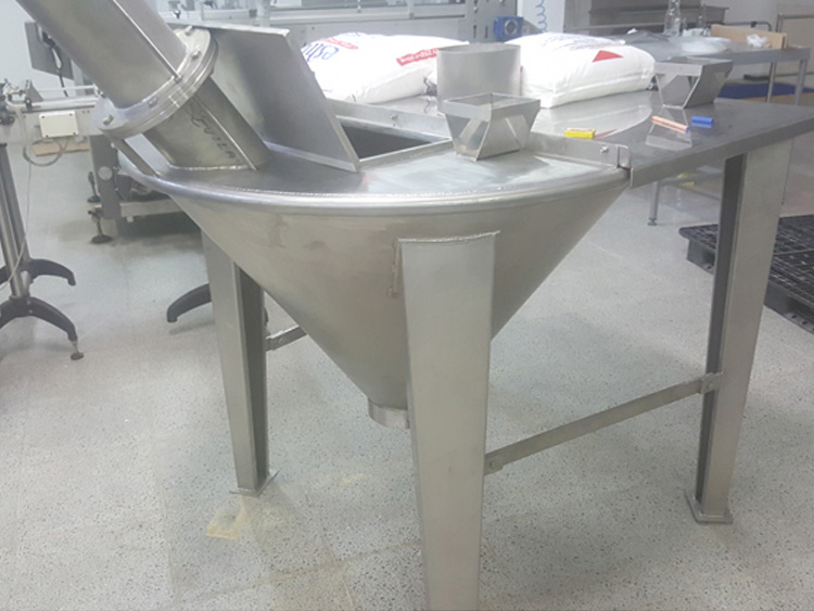 Paslanmaz Çelik Borulu Ürün Taşıma Helezonu