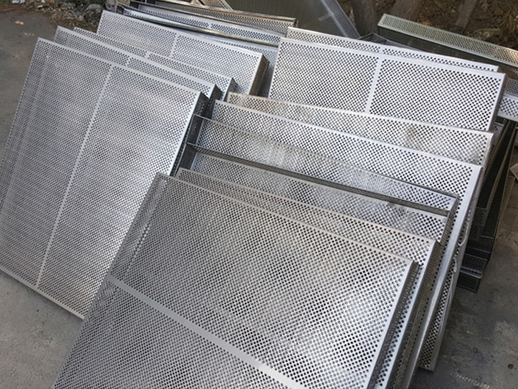 Paslanmaz Çelik Delikli Tava İmalatı